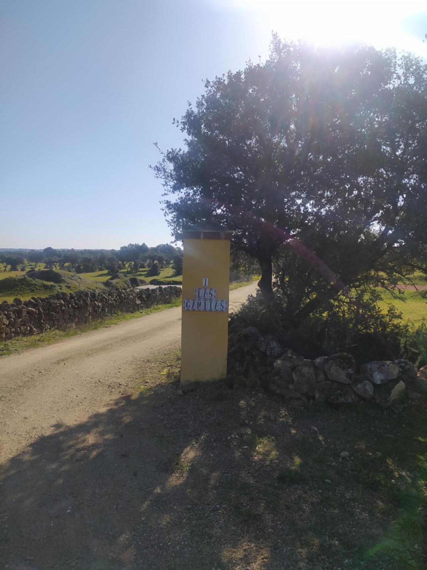 Finca Las Gamitas Almoharin Exterior photo